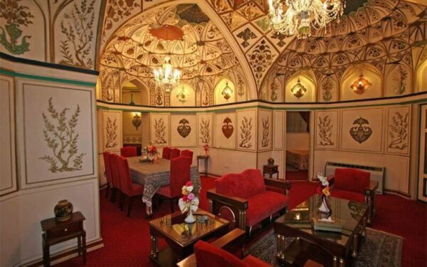 رستوران هتل امیرکبیر کیش