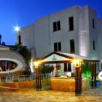 نمای بیرونی هتل تعطیلات کیش