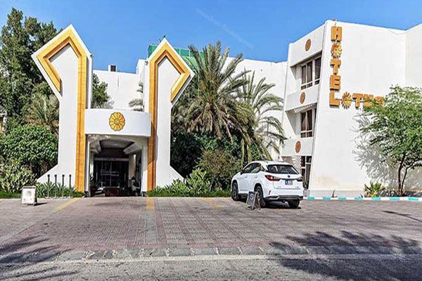 محوطه هتل لوتوس کیش