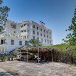 محوطه هتل گاردنیا