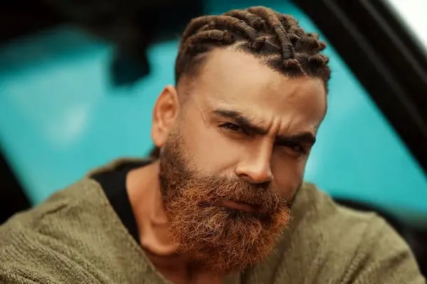 کنسرت معین زد 1 تاریخ و محل برگزاری کنسرت معین زد در کیش