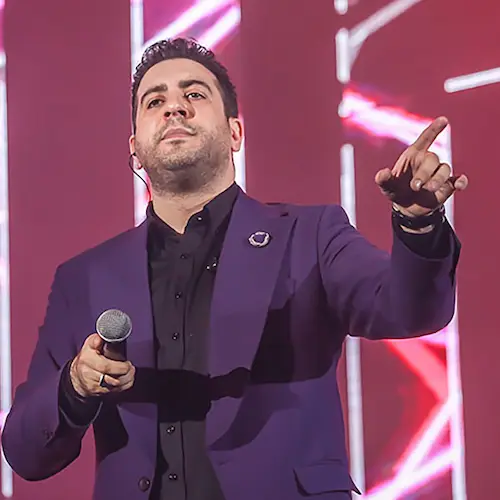 کنسرت امید حاجیلی در کیش