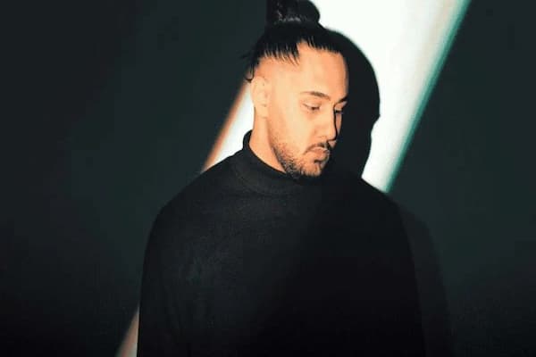 کنسرت نوان 1 بیوگرافی نوان