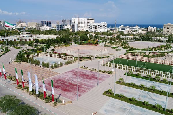 امکانات رفاهی و پارکینگ پارک شهر کیش