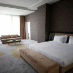 تور کیش هتل اکسلسیور نوروز مناسب چه افرادی است؟